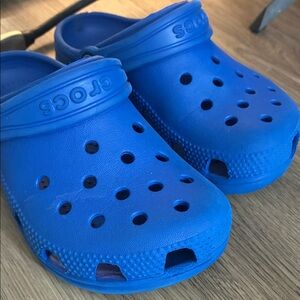 CROCS Kids Vibrant Blue Slippers